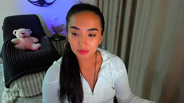 worldofkim online show from 09-17-25, 08:21