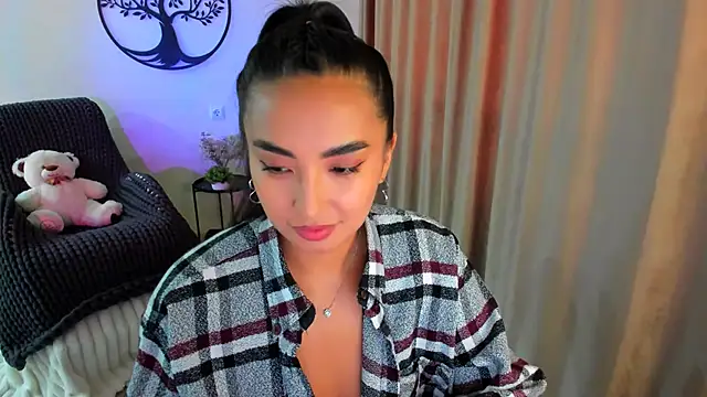 worldofkim online show from 09-25-25, 01:15