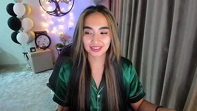 worldofkim online show from 03-28-26, 06:18