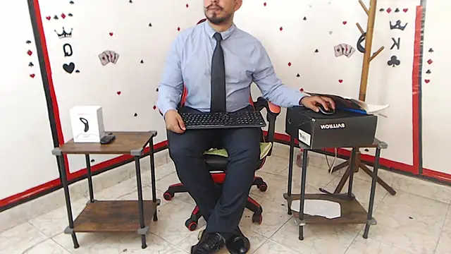 Snapshot of KalethBigDick chatting on 01-18-25, 06:24 KalethBigDick online show from 01-18-25, 06:24