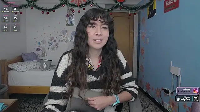 leslyyu online show from 12-15-25, 03:49