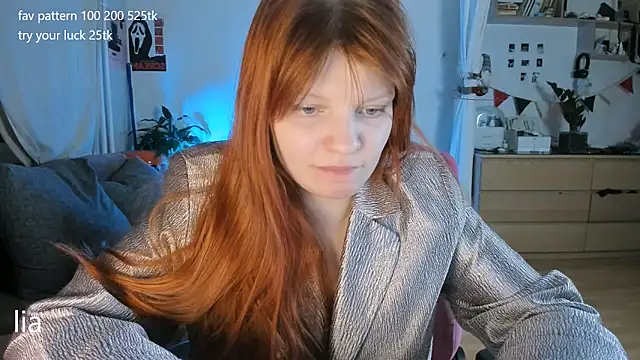 Snapshot of lil_lia chatting on 05-12-26, 10:40 lil lia online show from 05-12-26, 10:40