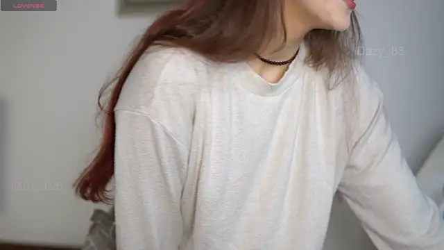 Snapshot of dazy_88_ chatting on 12-01-25, 03:11 dazy 88 online show from 12-01-25, 03:11