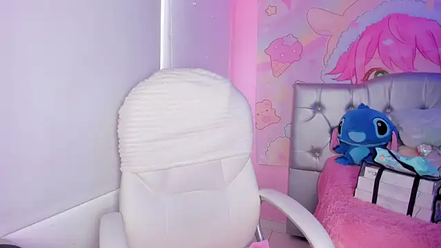 Snapshot of ary_cooper_ chatting on 02-19-25, 01:06 ary cooper online show from 02-19-25, 01:06