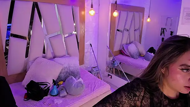 Snapshot of ary_cooper_ chatting on 03-17-25, 02:34 ary cooper online show from 03-17-25, 02:34