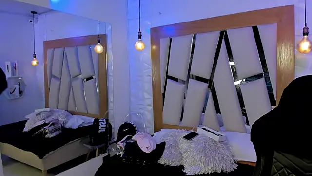 Snapshot of ary_cooper_ chatting on 09-20-25, 01:34 ary cooper online show from 09-20-25, 01:34