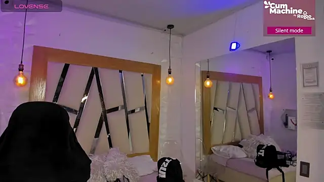 Snapshot of ary_cooper_ chatting on 09-27-25, 12:21 ary cooper online show from 09-27-25, 12:21