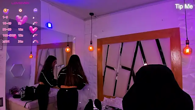 Snapshot of ary_cooper_ chatting on 09-30-25, 01:05 ary cooper online show from 09-30-25, 01:05