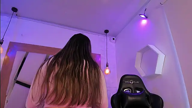 Snapshot of ary_cooper_ chatting on 10-16-25, 12:50 ary cooper online show from 10-16-25, 12:50