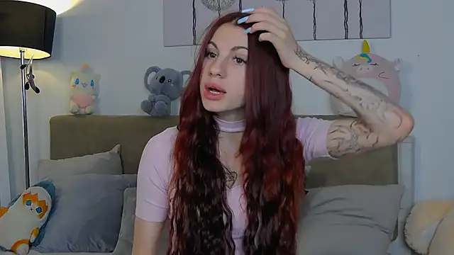 CassKiera online show from 09-15-25, 05:07