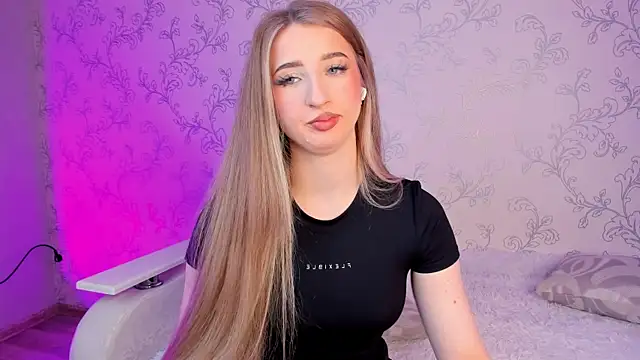 Snapshot of milky_waybaby chatting on 12-29-24, 03:35 milky waybaby online show from 12-29-24, 03:35