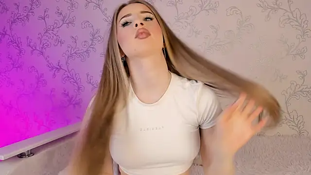 Snapshot of milky_waybaby chatting on 01-07-25, 05:12 milky waybaby online show from 01-07-25, 05:12