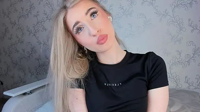 Snapshot of milky_waybaby chatting on 01-23-25, 05:24 milky waybaby online show from 01-23-25, 05:24