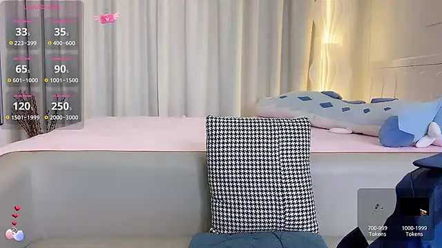 Ada-xixi online show from 02-21-25, 01:11