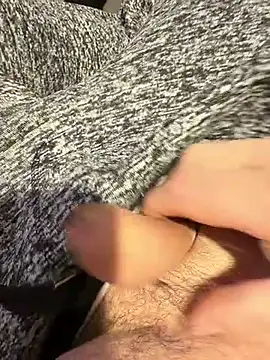 Kissoks1xh online show from 11-17-25, 08:58