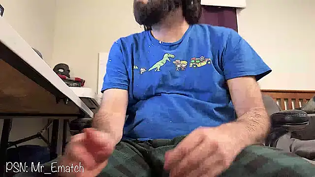 Snapshot of Seraph_De_La_Luna chatting on 03-01-25, 06:57 Seraph De La Luna online show from 03-01-25, 06:57