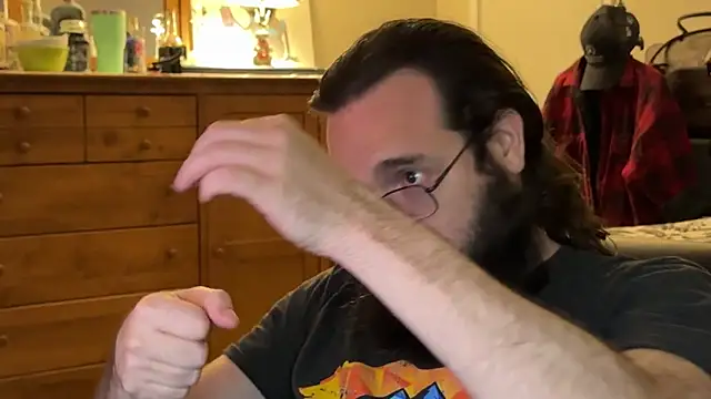 Snapshot of Seraph_De_La_Luna chatting on 03-12-26, 04:51 Seraph De La Luna online show from 03-12-26, 04:51