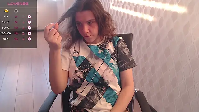 LisaHeart online show from 02-17-26, 01:51