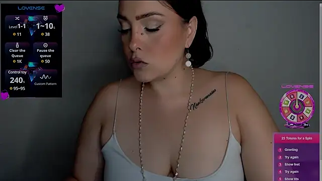 Miss Agatha online show from 12-19-24, 01:28