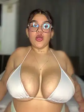 Michellesexxy online show from 01-08-25, 02:57