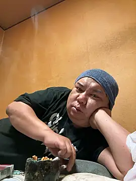 Snapshot of punk0805 chatting on 09-21-25, 09:33 punk0805 online show from 09-21-25, 09:33