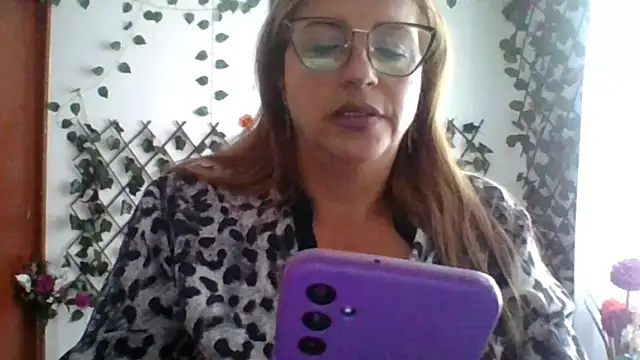 RossanaLionheart online show from 12-16-25, 07:52