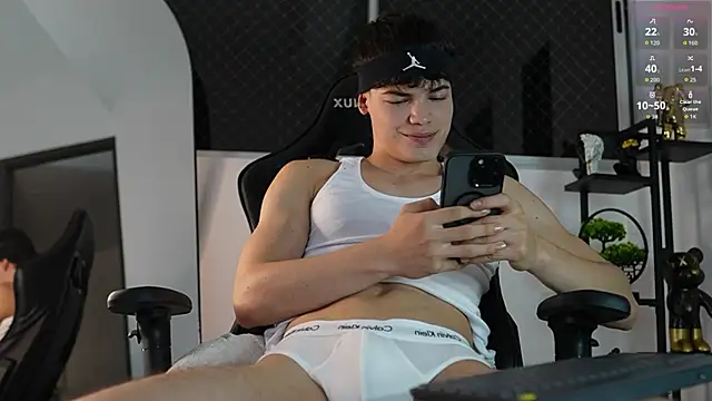 Max cortes1 online show from 09-10-25, 12:10