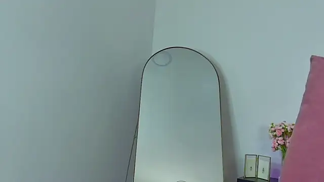 TootsieGirls online show from 12-04-24, 09:57