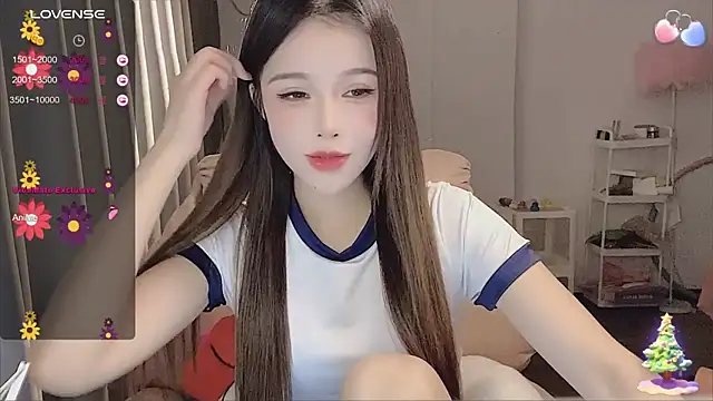 Snapshot of 7-Love chatting on 12-20-24, 01:33 7-Love online show from 12-20-24, 01:33