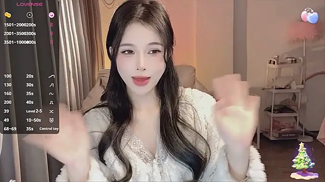 Snapshot of 7-Love chatting on 01-15-25, 12:04 7-Love online show from 01-15-25, 12:04