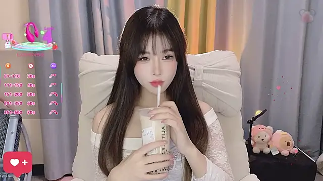 Snapshot of 7-Love chatting on 09-11-25, 01:33 7-Love online show from 09-11-25, 01:33