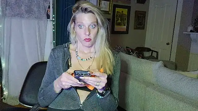 Glamazonx online show from 04-14-26, 01:55