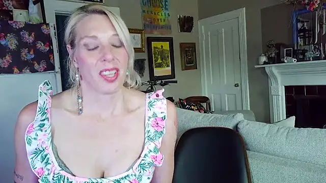 Glamazonx online show from 04-26-26, 11:02