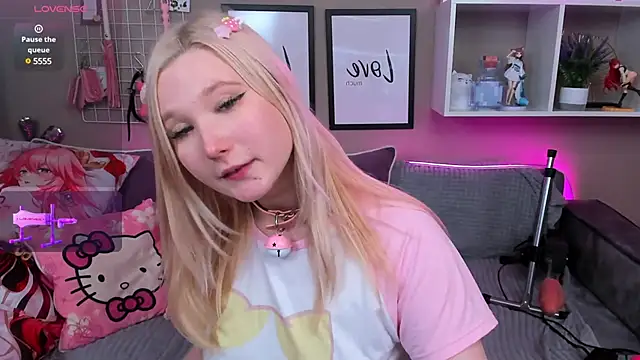 MeowkaKitty online show from 01-27-25, 07:24