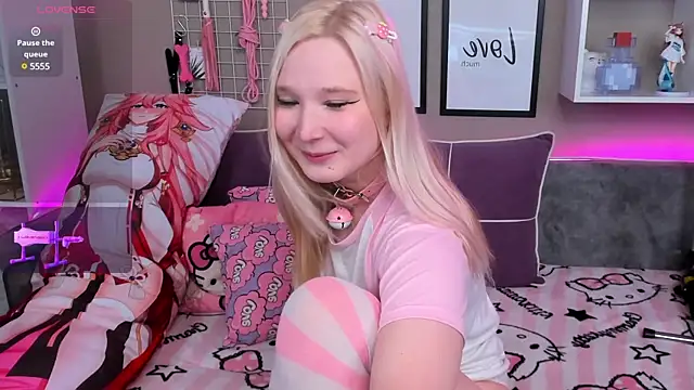 MeowkaKitty online show from 03-08-25, 01:06