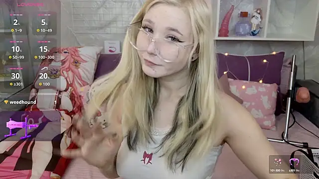 MeowkaKitty online show from 10-07-25, 01:36