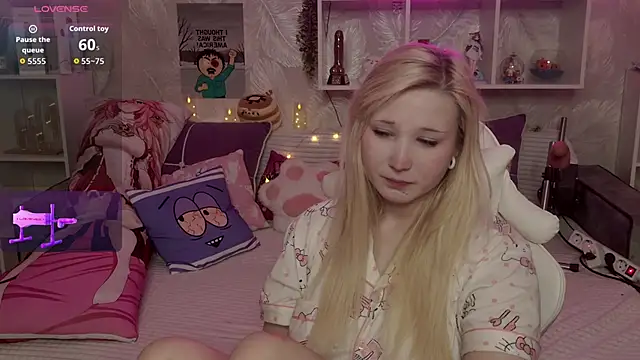 MeowkaKitty online show from 02-02-26, 02:21