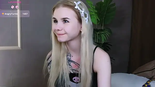 Britney Lynch online show from 02-23-25, 12:51
