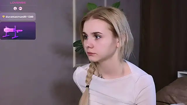 Britney Lynch online show from 02-24-25, 03:23