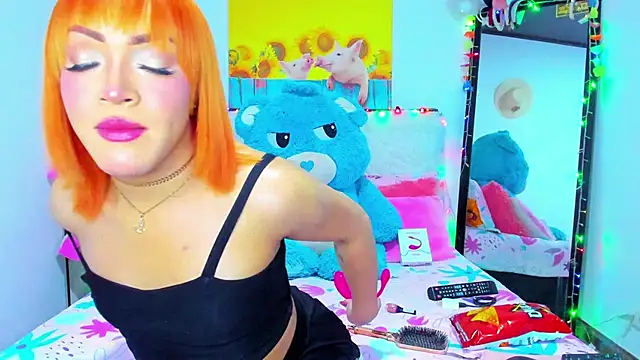 Candy Candy   online show from 10-06-25, 10:29