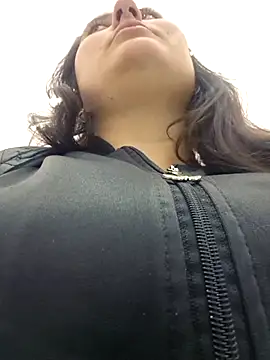 Snapshot of Celeem_ chatting on 12-04-25, 10:51 Celeem online show from 12-04-25, 10:51