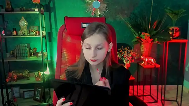 EllaHorton online show from 02-28-25, 12:31