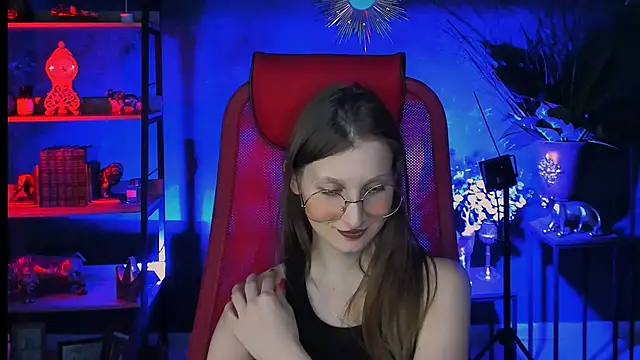 EllaHorton online show from 03-13-25, 08:43