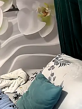 jusichka online show from 02-28-25, 10:28