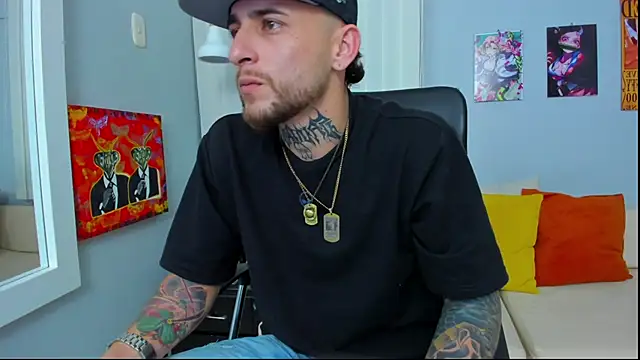 Snapshot of Drako_Lamar chatting on 01-16-25, 03:35 Drako Lamar online show from 01-16-25, 03:35