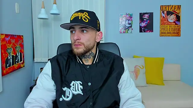 Snapshot of Drako_Lamar chatting on 01-23-25, 12:41 Drako Lamar online show from 01-23-25, 12:41