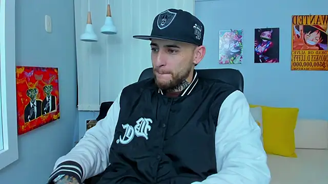 Snapshot of Drako_Lamar chatting on 01-24-25, 12:20 Drako Lamar online show from 01-24-25, 12:20