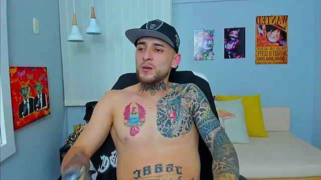 Snapshot of Drako_Lamar chatting on 02-10-25, 09:36 Drako Lamar online show from 02-10-25, 09:36