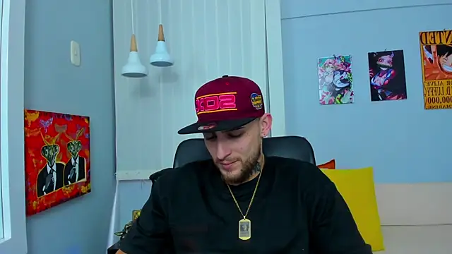 Snapshot of Drako_Lamar chatting on 02-15-25, 04:23 Drako Lamar online show from 02-15-25, 04:23