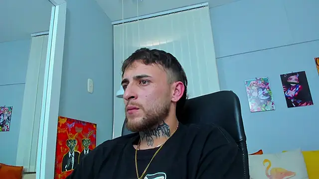 Snapshot of Drako_Lamar chatting on 02-17-25, 06:37 Drako Lamar online show from 02-17-25, 06:37